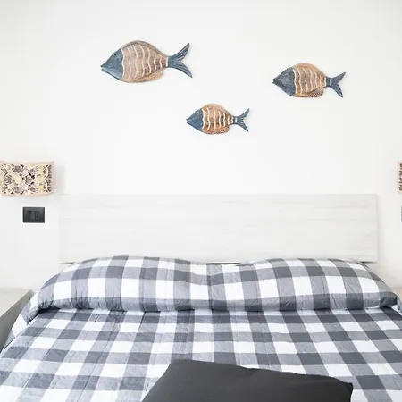 021 - Casa Ponente Con Terrazzo - Centro Città, Carruggio E Mare Baia Del Silenzio A 500 M *